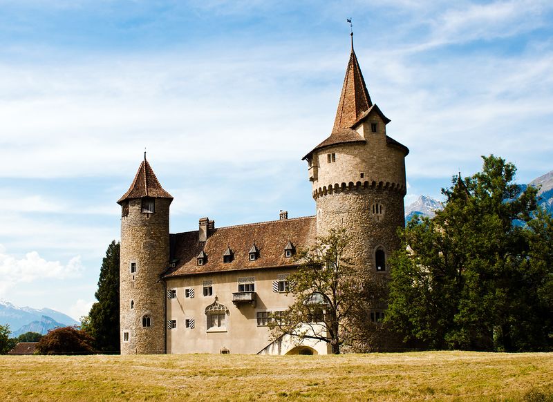 File:Swiss castle.jpg